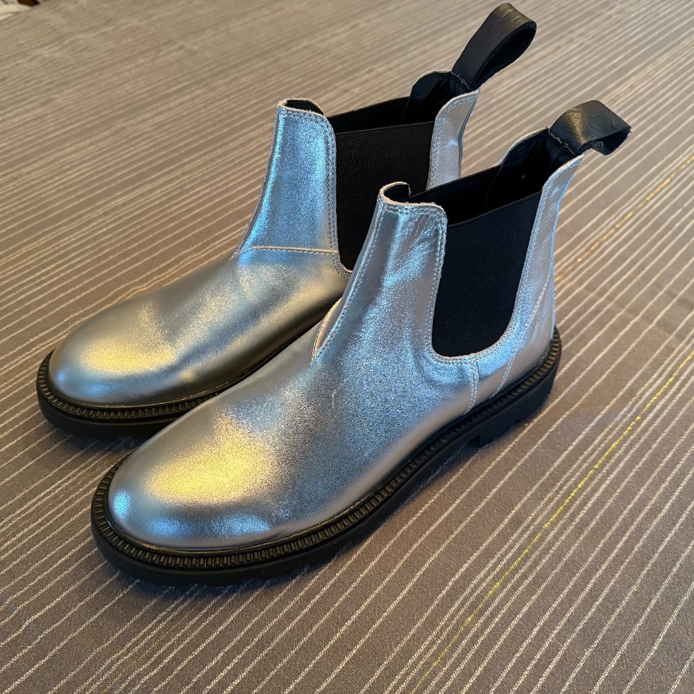 Steve Madden Boots (NIB)